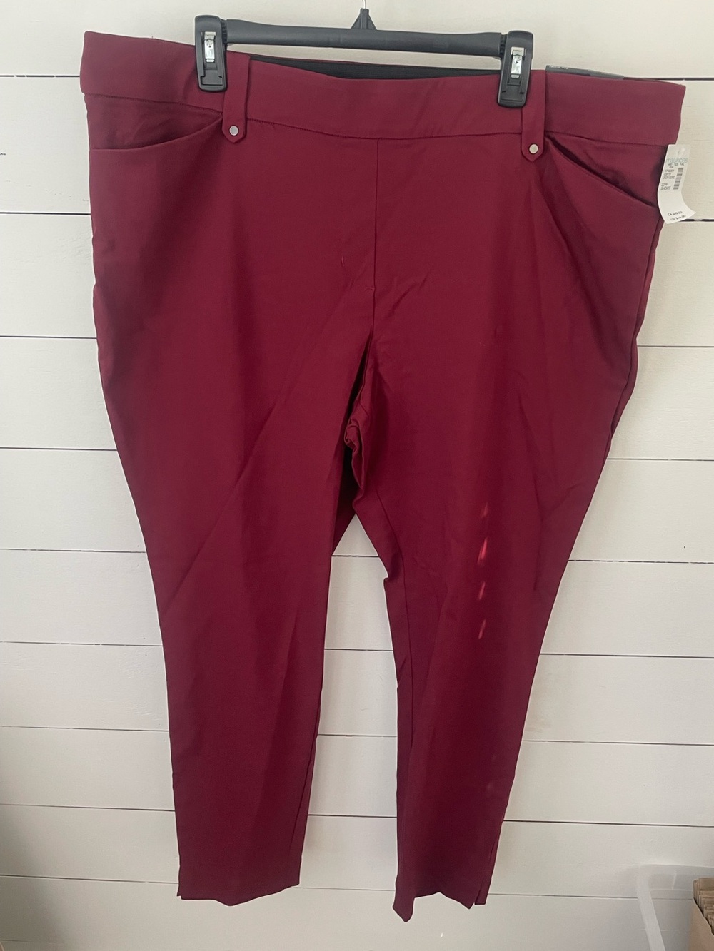 Maurice’s Skinny Ankle Bengaline 22W SHORT